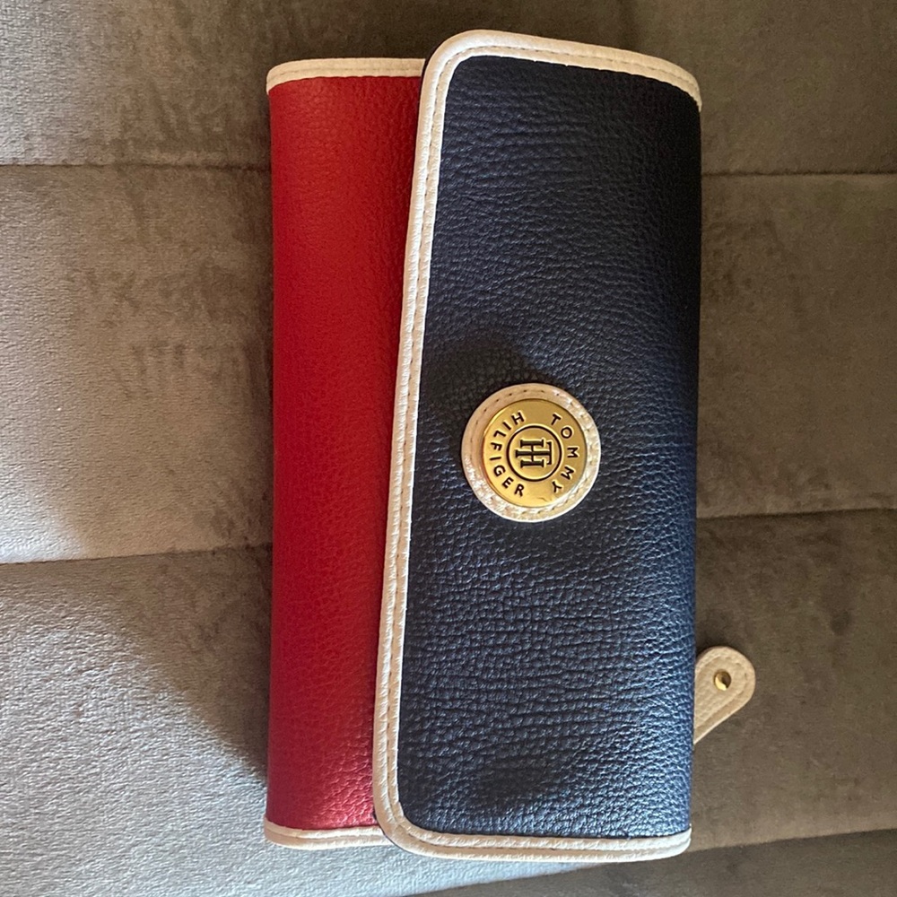 Tommy Hilfiger Wallet